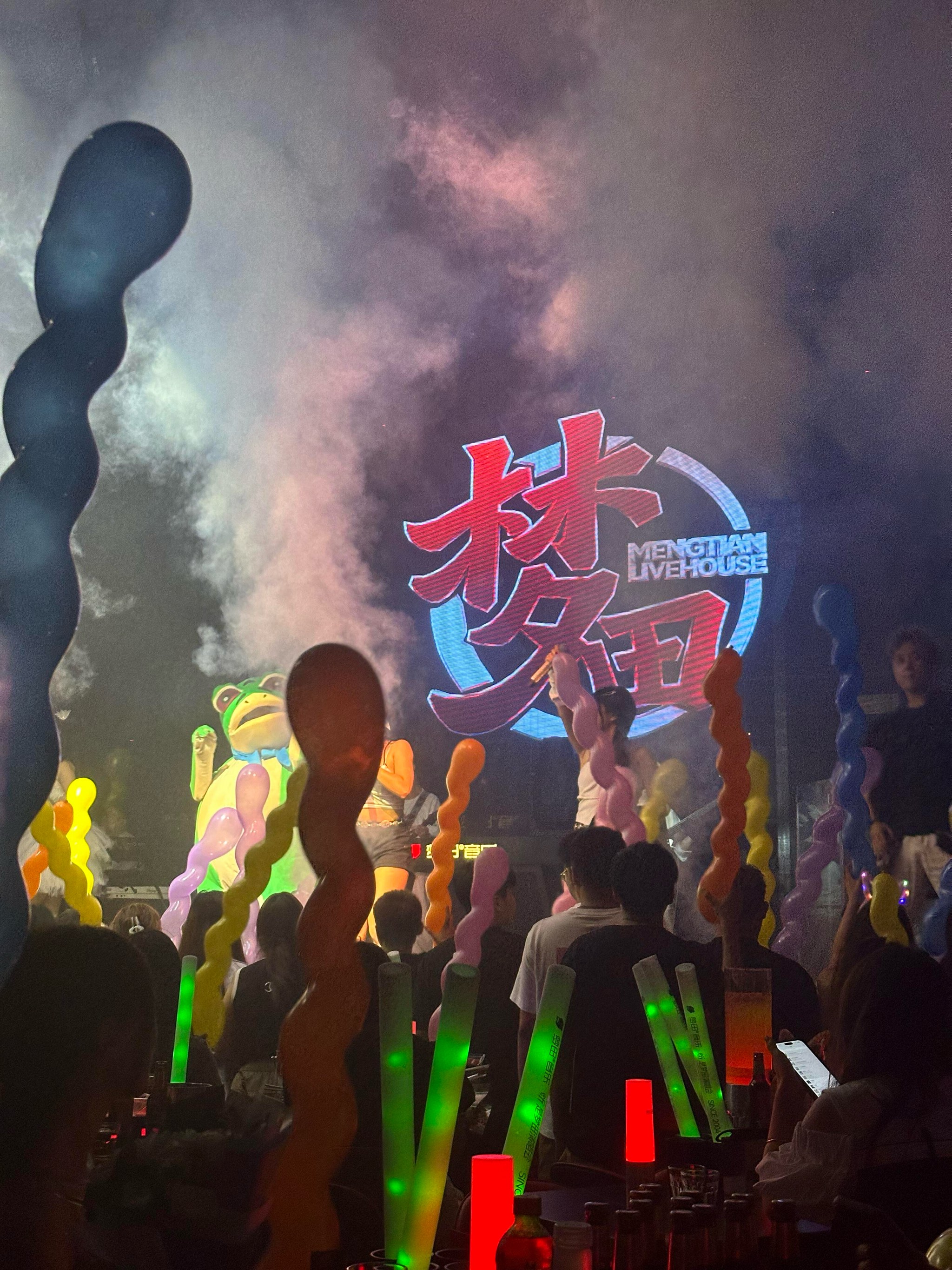 泸州商务ktv攻略【生成15字以内的商务ktv攻略标题】-龙马潭区ktv预定